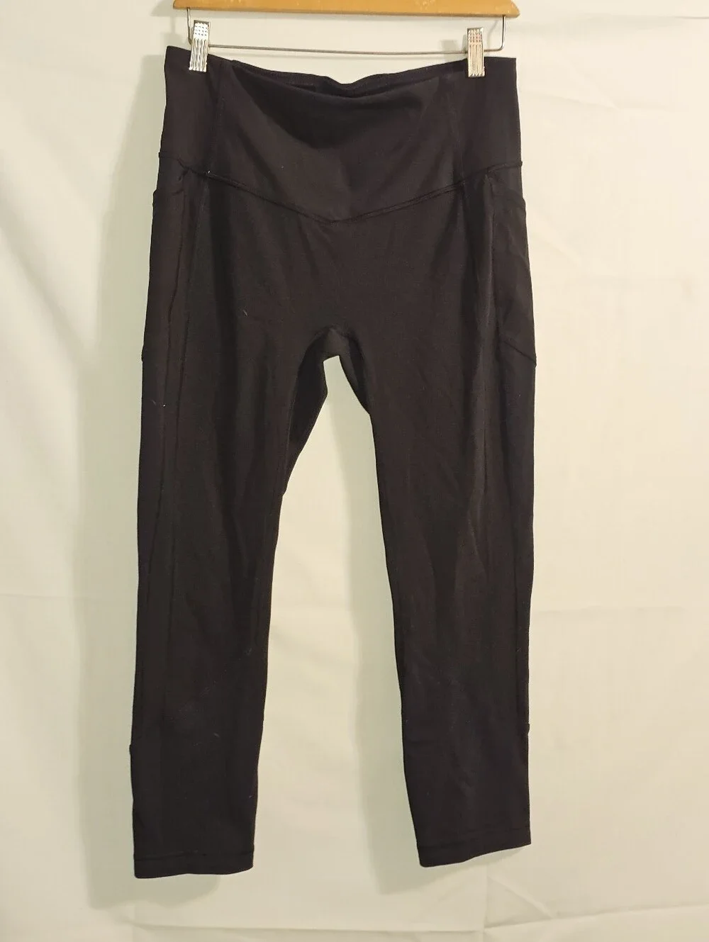 Lululemon All The Right Pl All The Right Places P60416 Crop Leggings. Black Size